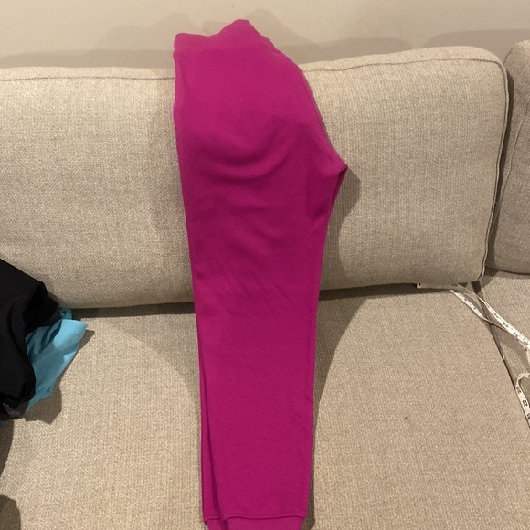 Ugg relaxed fit joggers size small berry purple - Picture 3 of 4